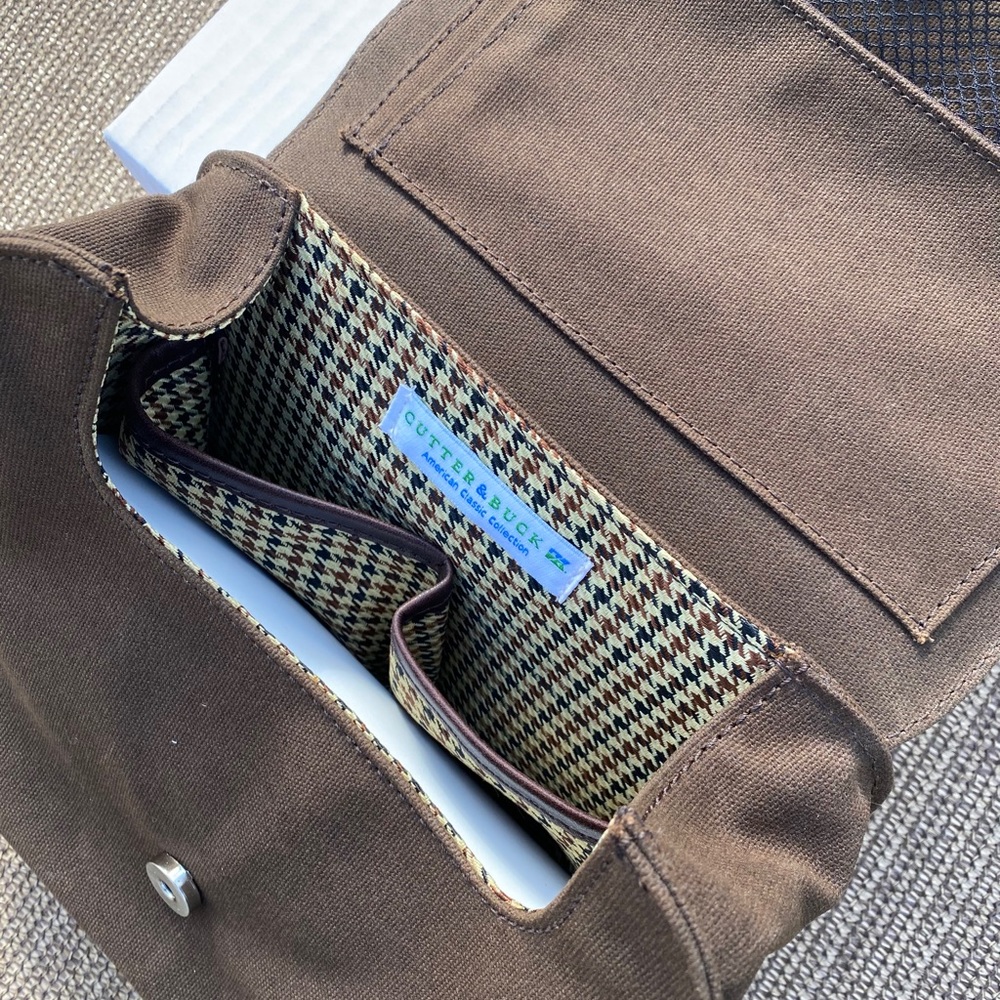 Cutter & Buck American Classic Collection Handbag - Picture 5 of 9